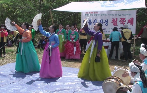 비음산 산성 철쭉제